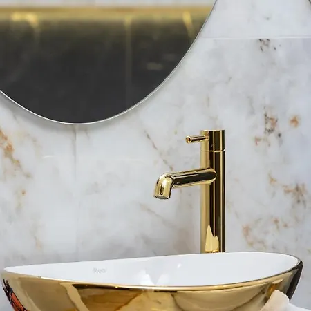 Kazimierz With Jacuzzi By Renters Prestige Apartment Krakau