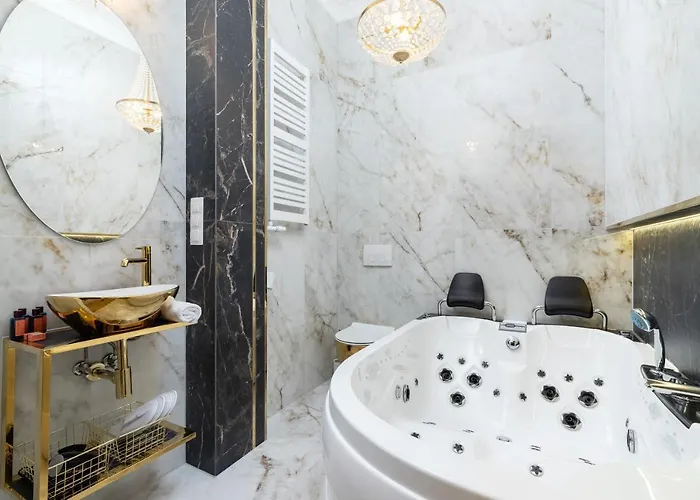 Kazimierz With Jacuzzi By Renters Prestige *