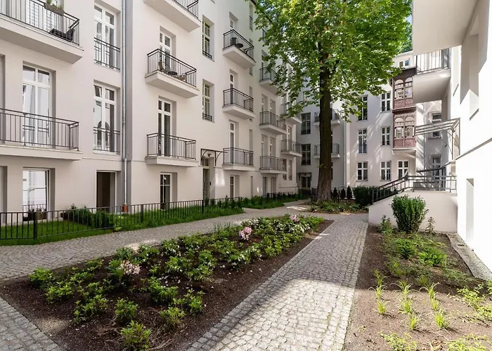 Kazimierz With Jacuzzi By Renters Prestige Cracóvia